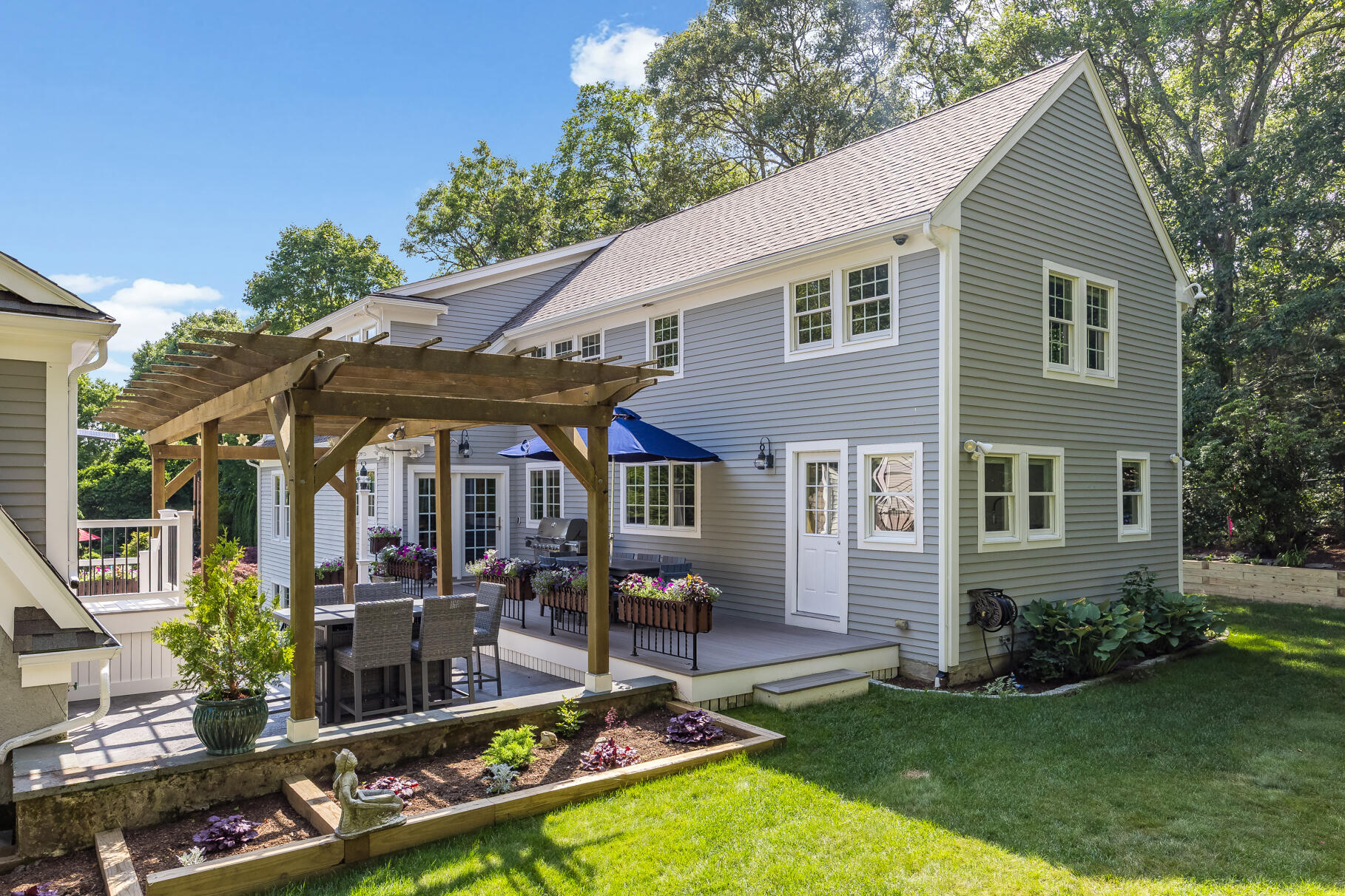 72 River Road Marstons Mills, MA 02648 - Photo 18 of 65 Outdoors