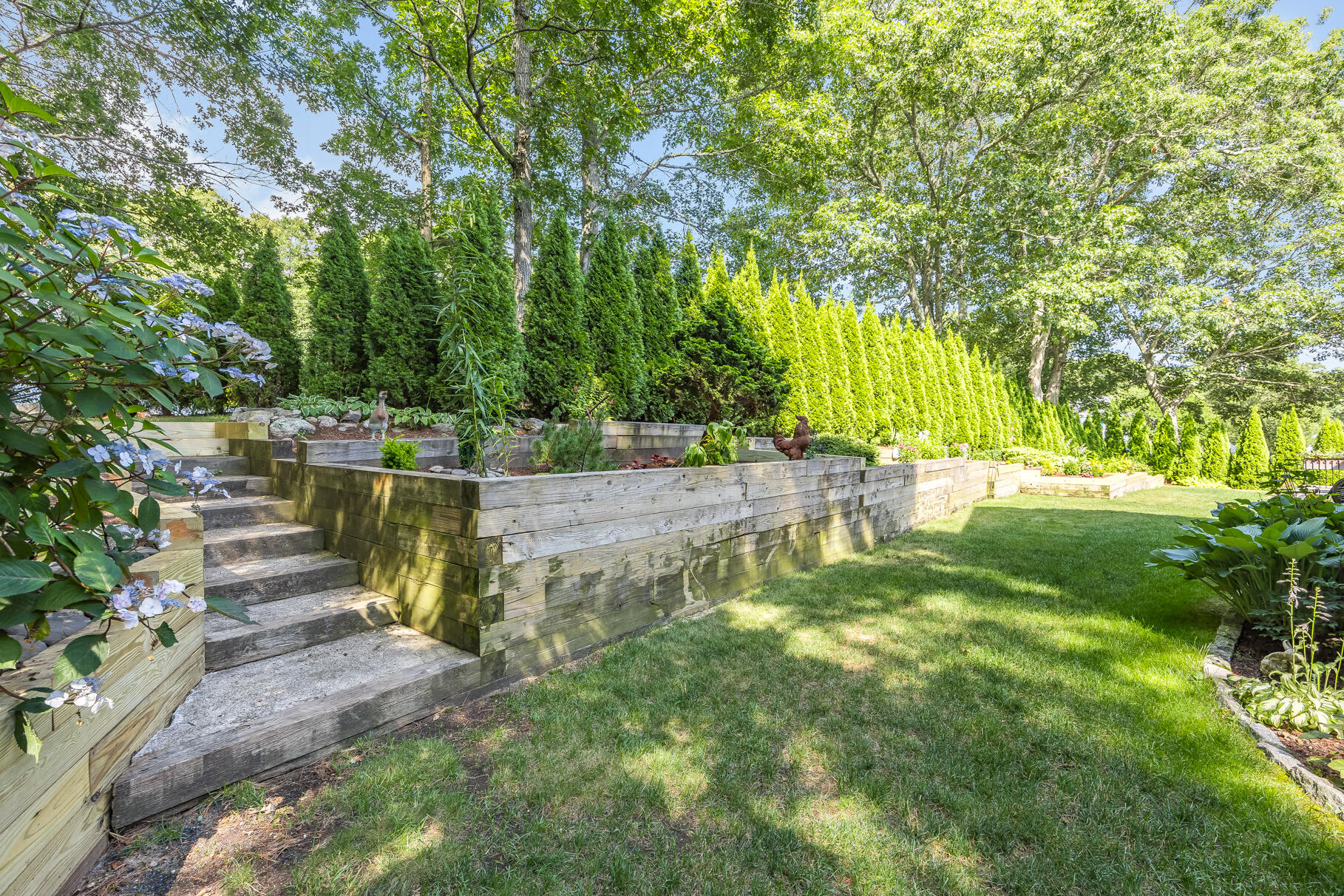 72 River Road Marstons Mills, MA 02648 - Photo 56 of 65 Manicured landscaping