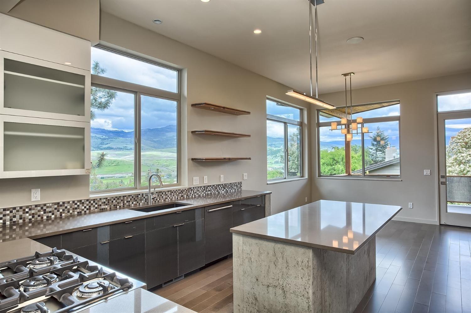 5585 Colver Road Talent, OR 97540 - Photo 9 of 25 Additional Photo