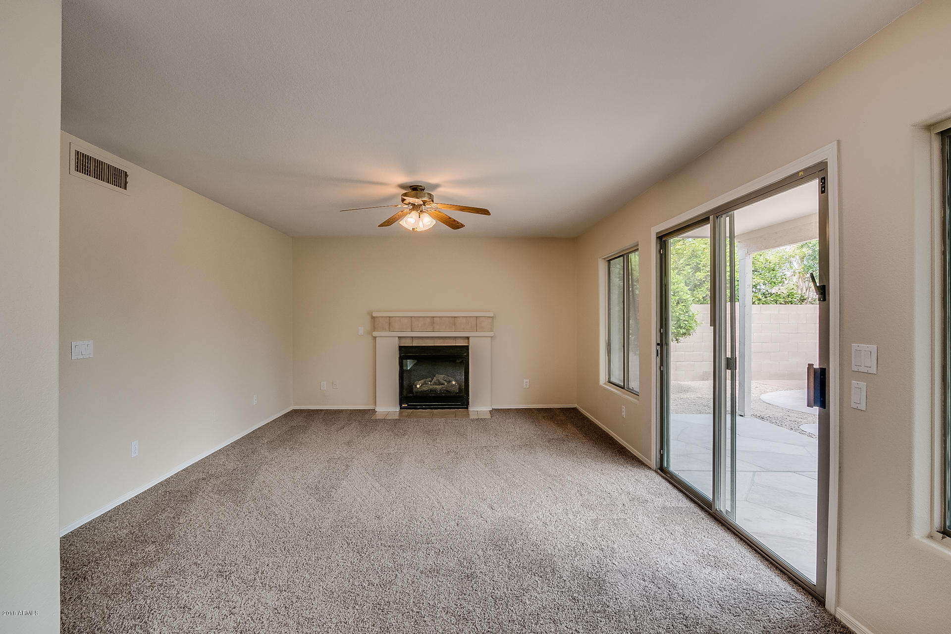 6610 West Briles Road Phoenix, AZ 85083 - Photo 8 of 25 photo_08