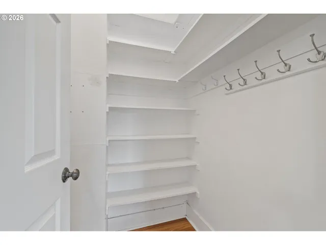 $449,000 | 7035 North Catlin Avenue, Portland, OR 97203