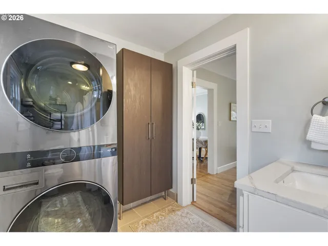 $449,000 | 7035 North Catlin Avenue, Portland, OR 97203