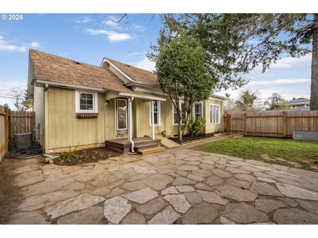 $449,000 | 7035 North Catlin Avenue, Portland, OR 97203