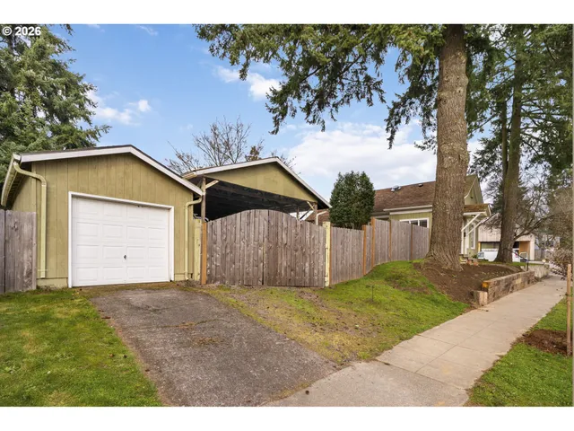$449,000 | 7035 North Catlin Avenue, Portland, OR 97203