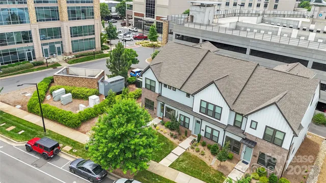 a view of building and outdoor space