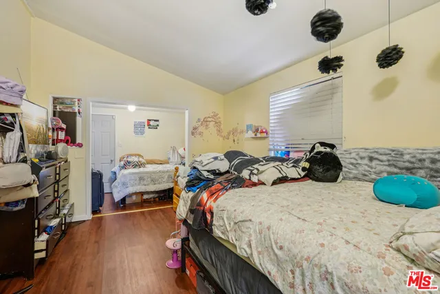 $1,299,000 | 1158 North Kenmore Avenue, Los Angeles, CA 90029