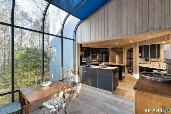 $899,000 | 411 Cherry Brook Road, Canton, CT 06019