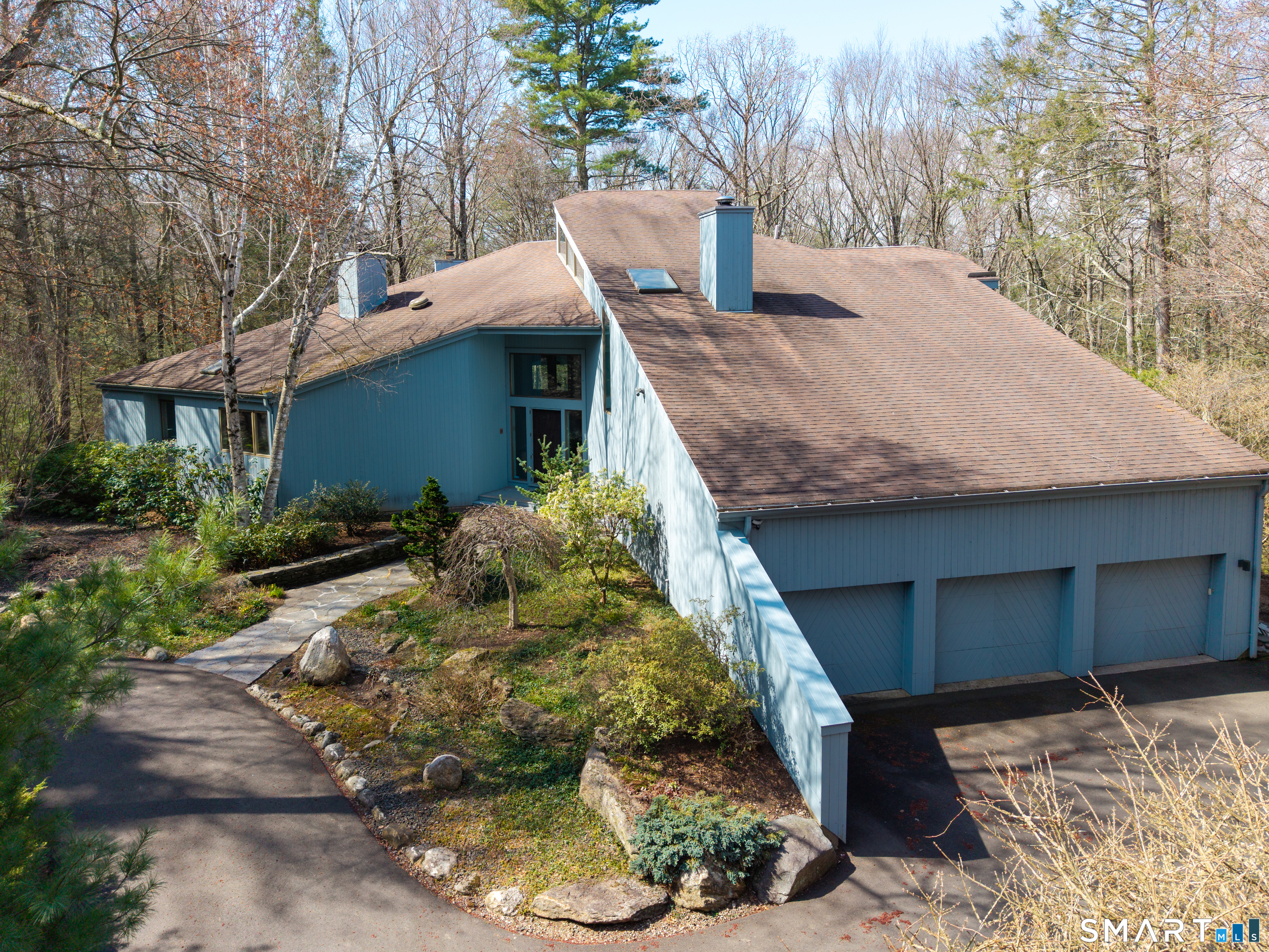 411 Cherry Brook Road Canton, CT 06019 - Photo 3 of 40