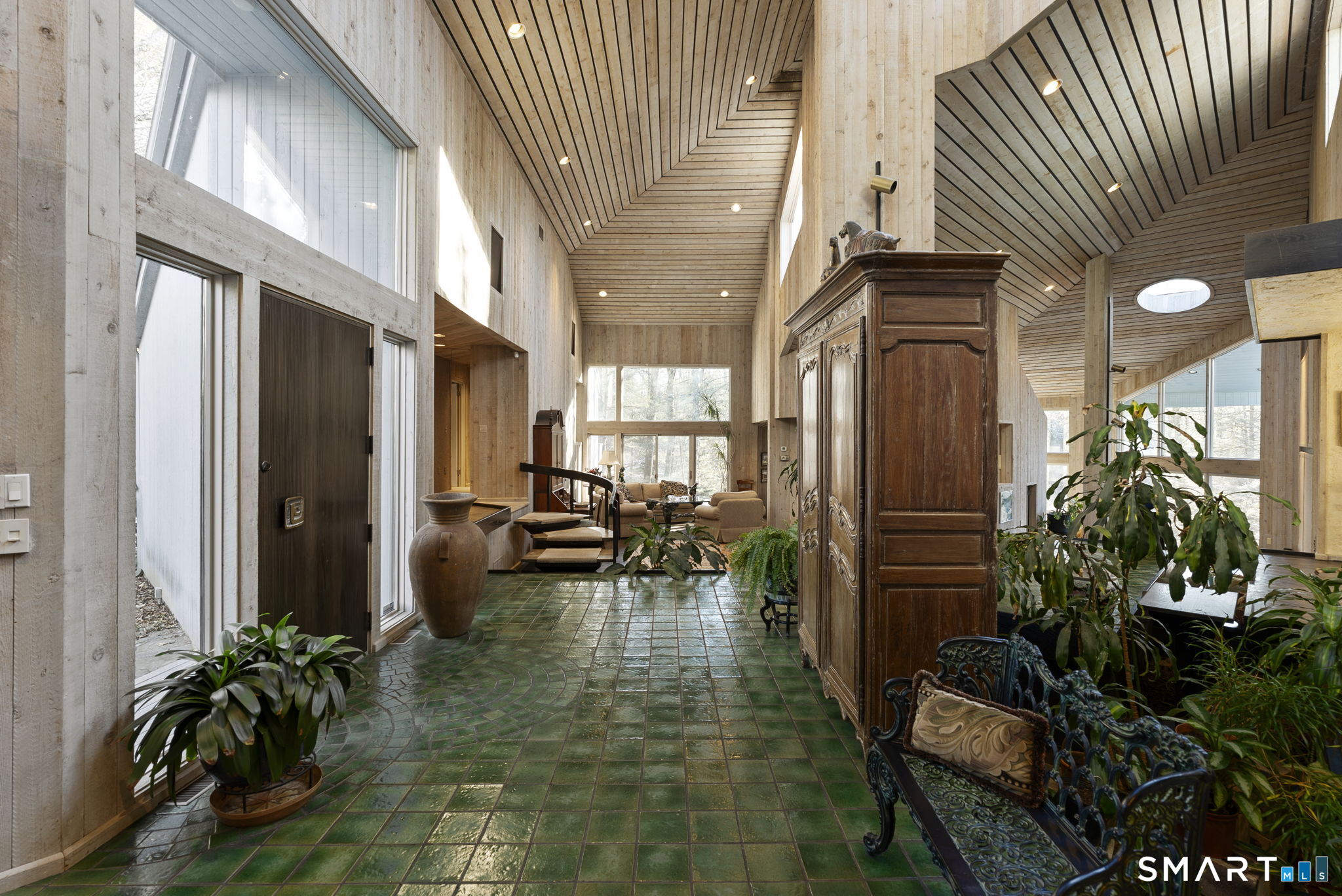 411 Cherry Brook Road Canton, CT 06019 - Photo 5 of 40