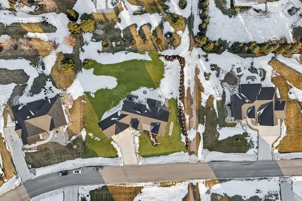 $925,000 | 6682 Morning Dew Lane, Windsor, WI 53590