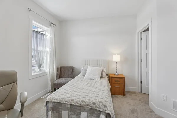 $925,000 | 6682 Morning Dew Lane, Windsor, WI 53590