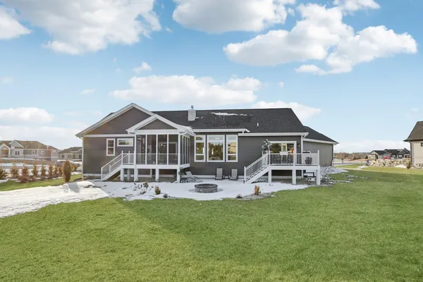 $925,000 | 6682 Morning Dew Lane, Windsor, WI 53590