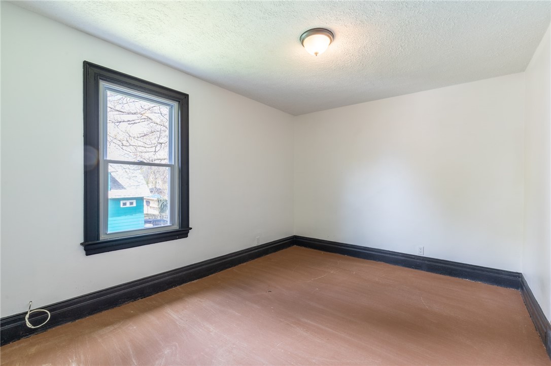 946 Ave D Rochester, NY 14621 - Photo 22 of 41