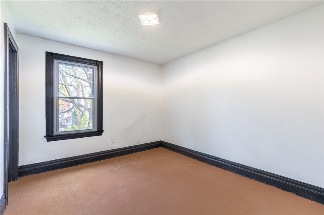 946 Ave D Rochester, NY 14621 - Photo 25 of 41