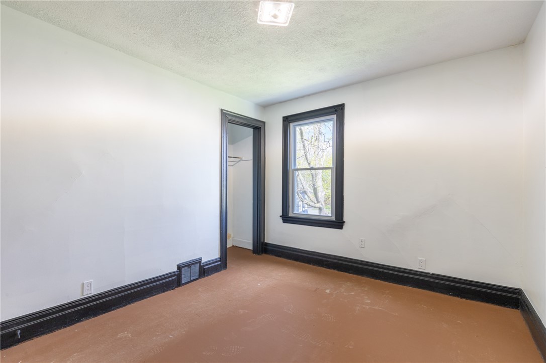 946 Ave D Rochester, NY 14621 - Photo 26 of 41