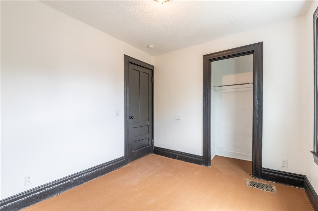 946 Ave D Rochester, NY 14621 - Photo 33 of 41