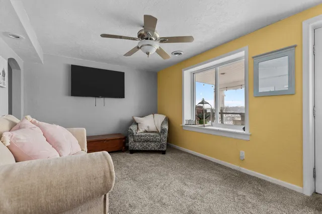 $369,900 | 111 Canal Street, Little Chute, WI 54140