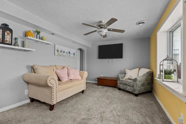 $369,900 | 111 Canal Street, Little Chute, WI 54140