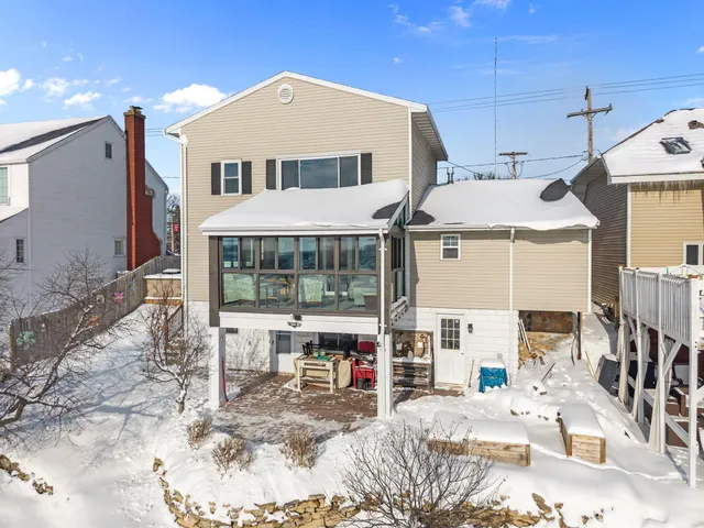 $369,900 | 111 Canal Street, Little Chute, WI 54140