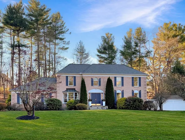$1,330,000 | 48 Dover Circle, Franklin, MA 02038