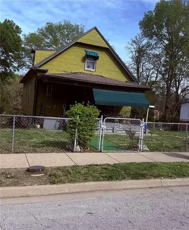 $90,000 | 2013 Kansas Avenue, Kansas City, MO 64127