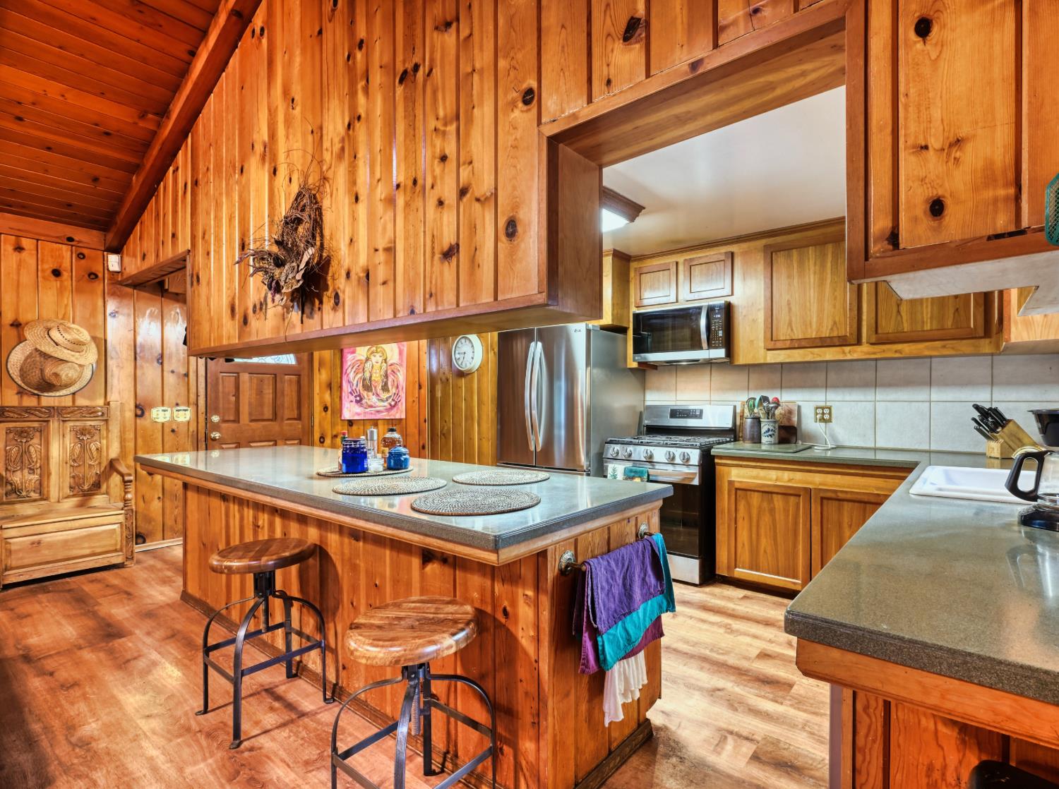 10016 East Lime Kiln Road Grass Valley, CA 95949 - Photo 19 of 32