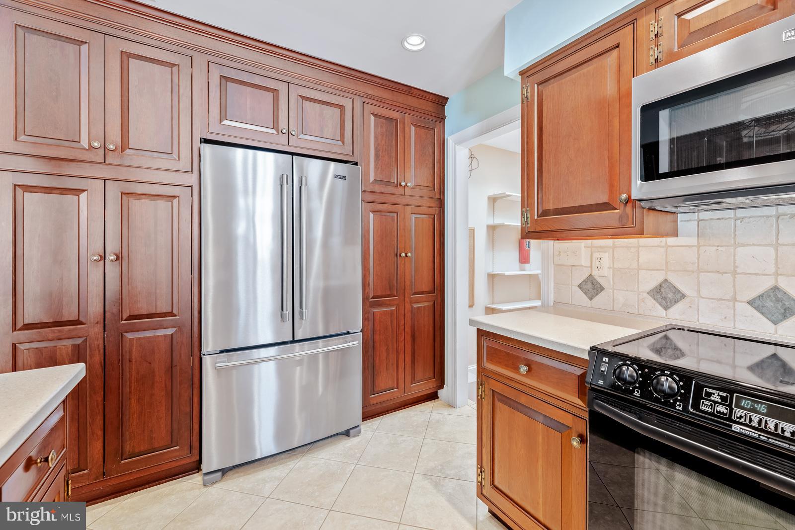 44 Buck Road Warrington, PA 18976 - Photo 15 of 45 Lots of Cabinet Space