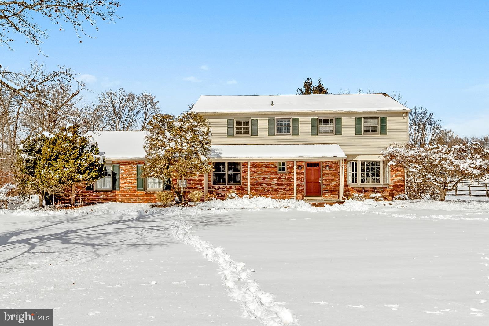 44 Buck Road Warrington, PA 18976 - Photo 3 of 45 Inviting Front Porch