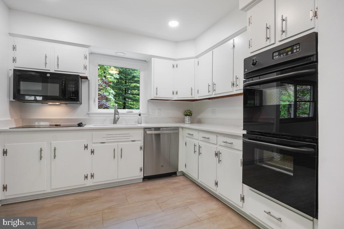 1912 Norvale Road Silver Spring, MD 20906 - Photo 13 of 33 Kitchen View 3