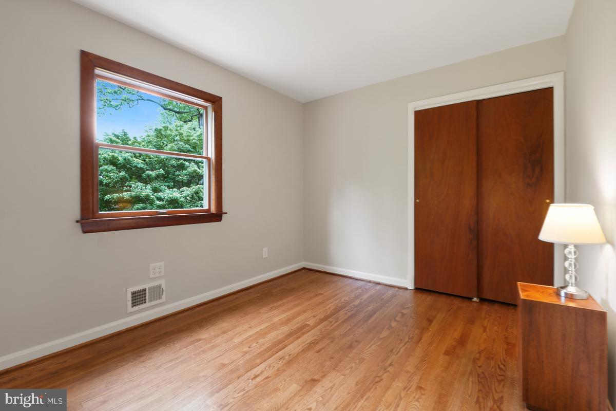 1912 Norvale Road Silver Spring, MD 20906 - Photo 19 of 33 Bedroom 3