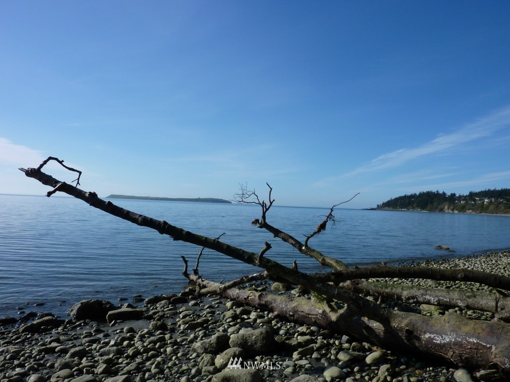 660 Beckett Point Road Port Townsend, WA 98368 - Photo 7 of 16 Gallery Image 7