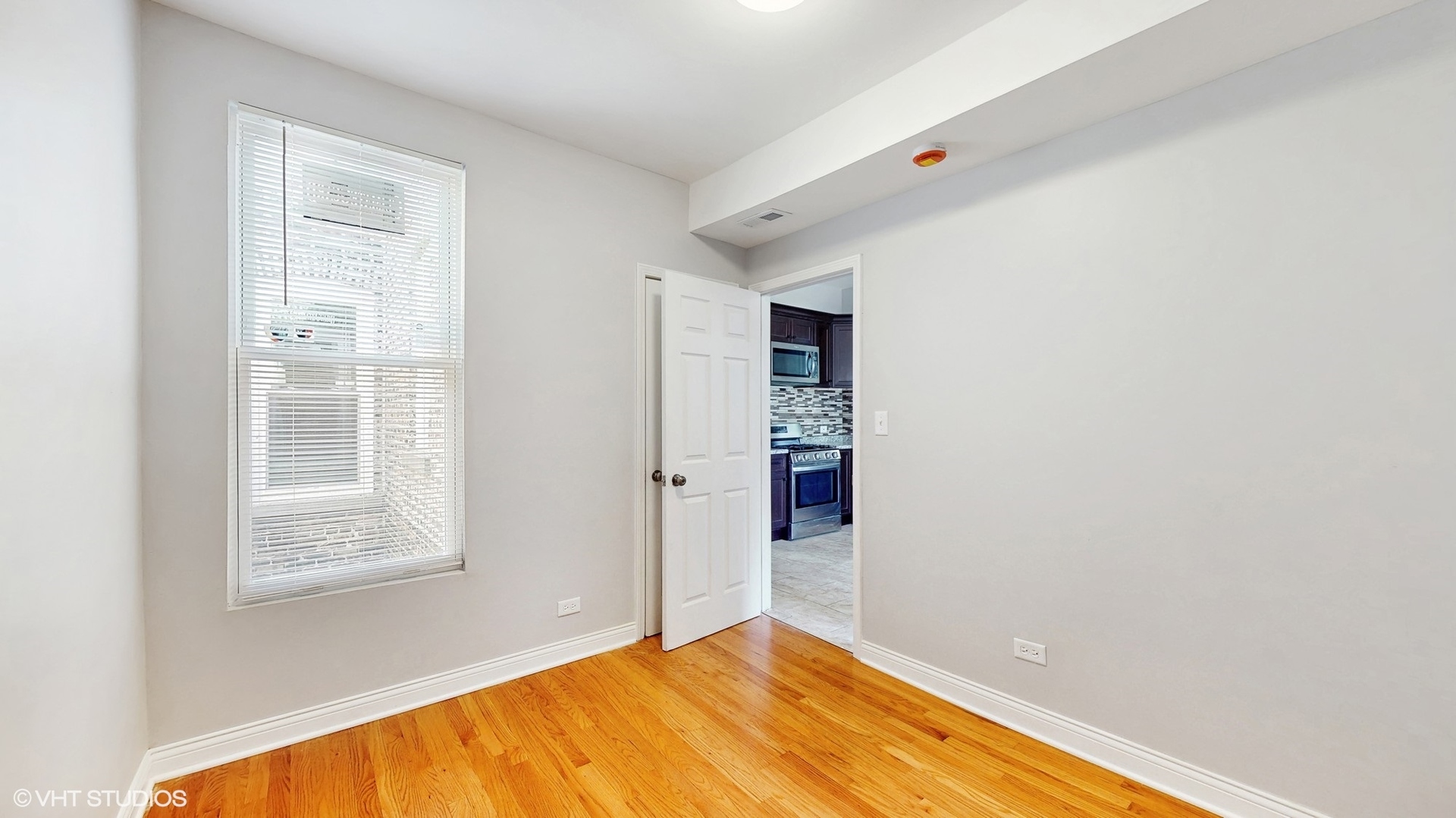 1422 South Avers Avenue, Unit 1 Chicago, IL 60623 - Photo 19 of 25 Gallery Image 19