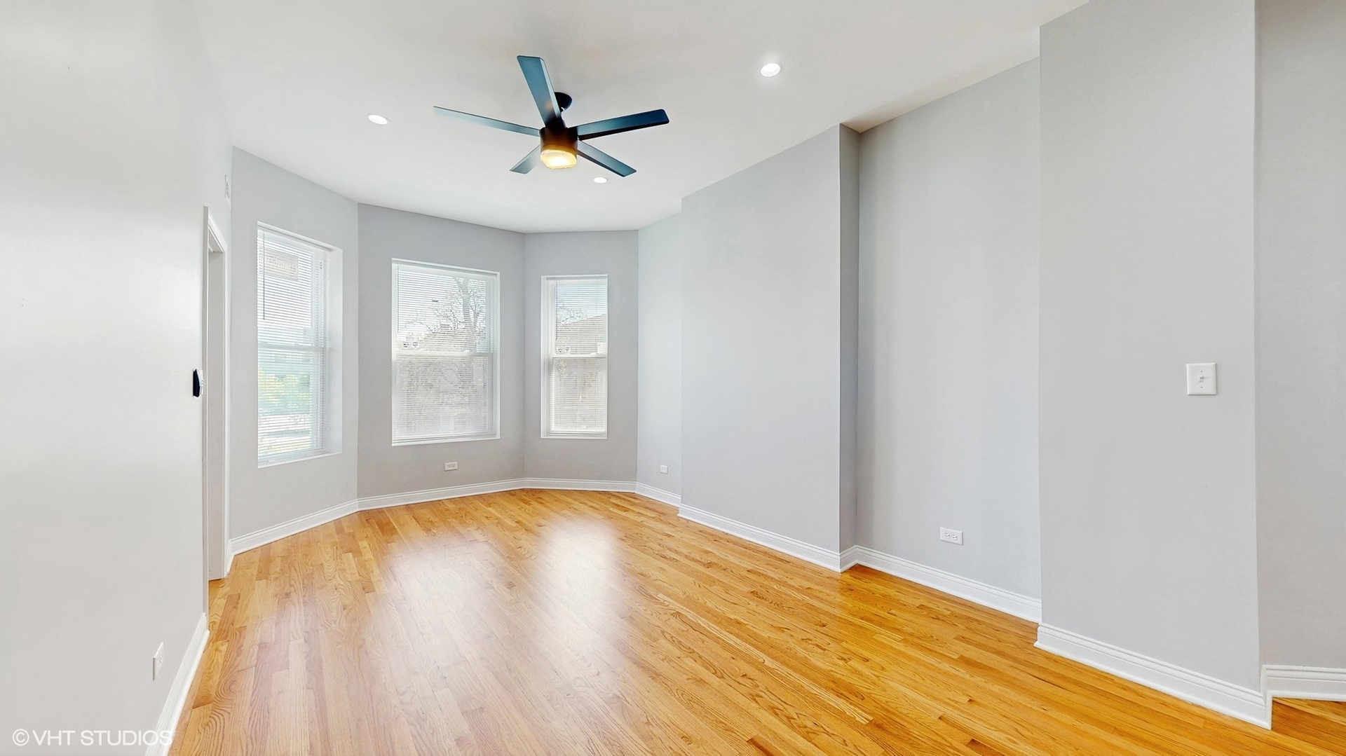 1422 South Avers Avenue, Unit 1 Chicago, IL 60623 - Photo 2 of 25 Gallery Image 2