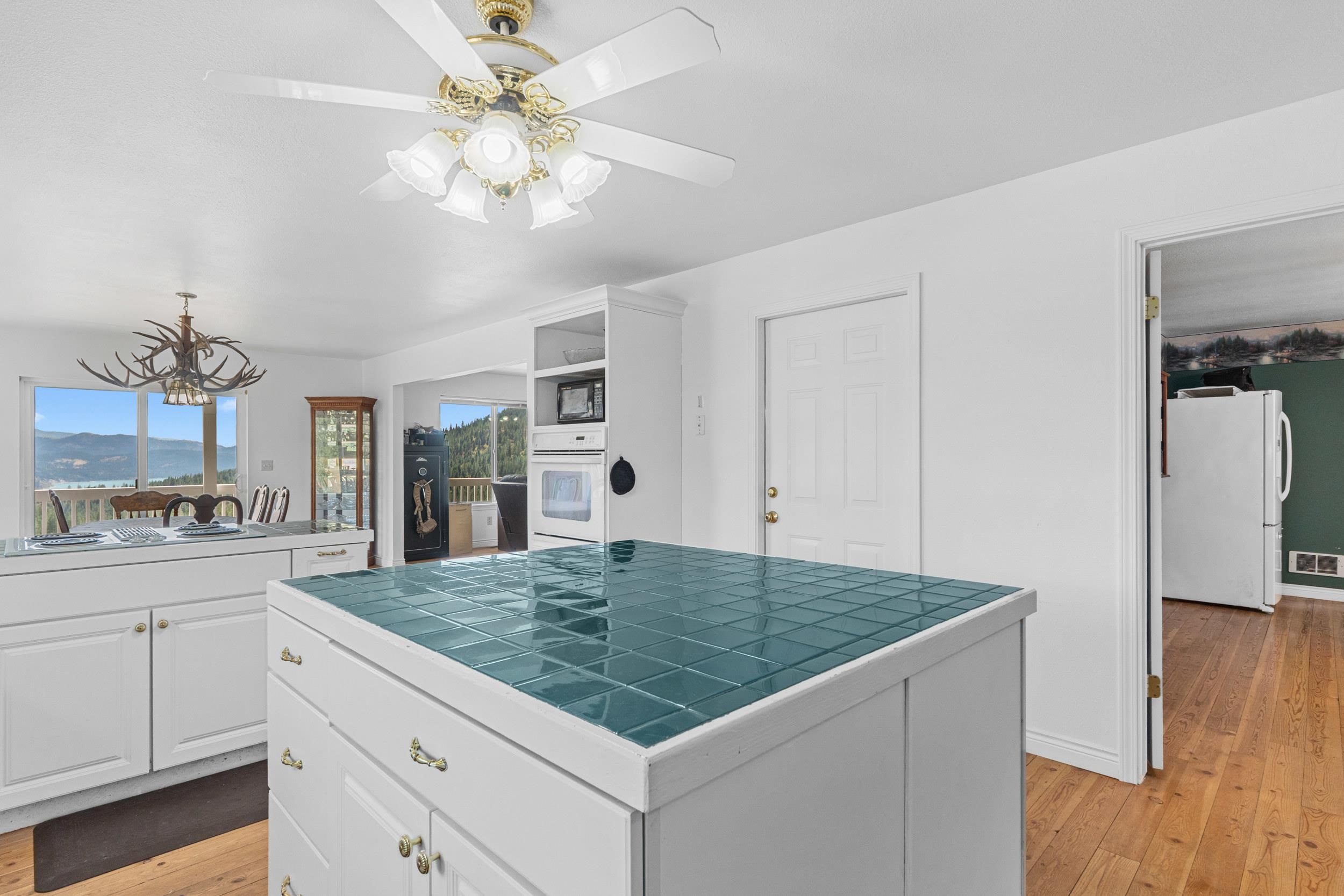 26 Stray Dog Cyn Road Inchelium, WA 99138 - Photo 11 of 50