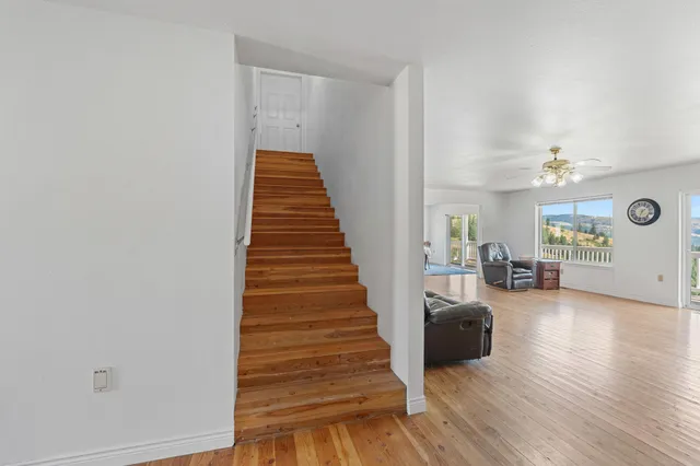 $975,000 | 26 Stray Dog Cyn Road, Inchelium, WA 99138