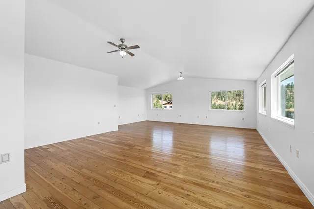 $975,000 | 26 Stray Dog Cyn Road, Inchelium, WA 99138