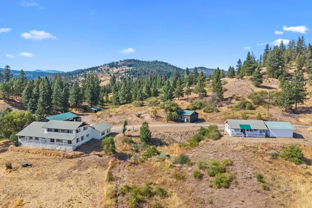 $975,000 | 26 Stray Dog Cyn Road, Inchelium, WA 99138
