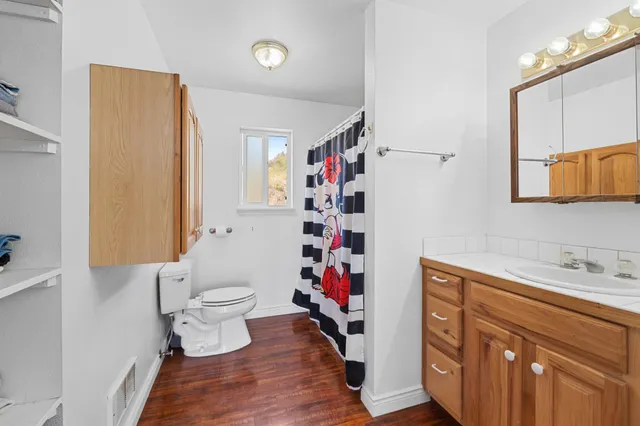 $975,000 | 26 Stray Dog Cyn Road, Inchelium, WA 99138