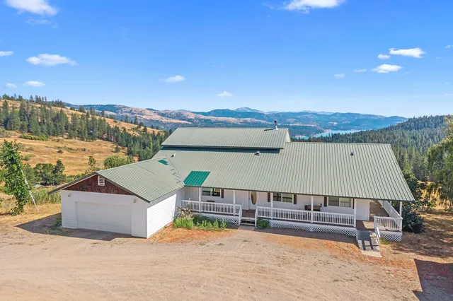 $975,000 | 26 Stray Dog Cyn Road, Inchelium, WA 99138