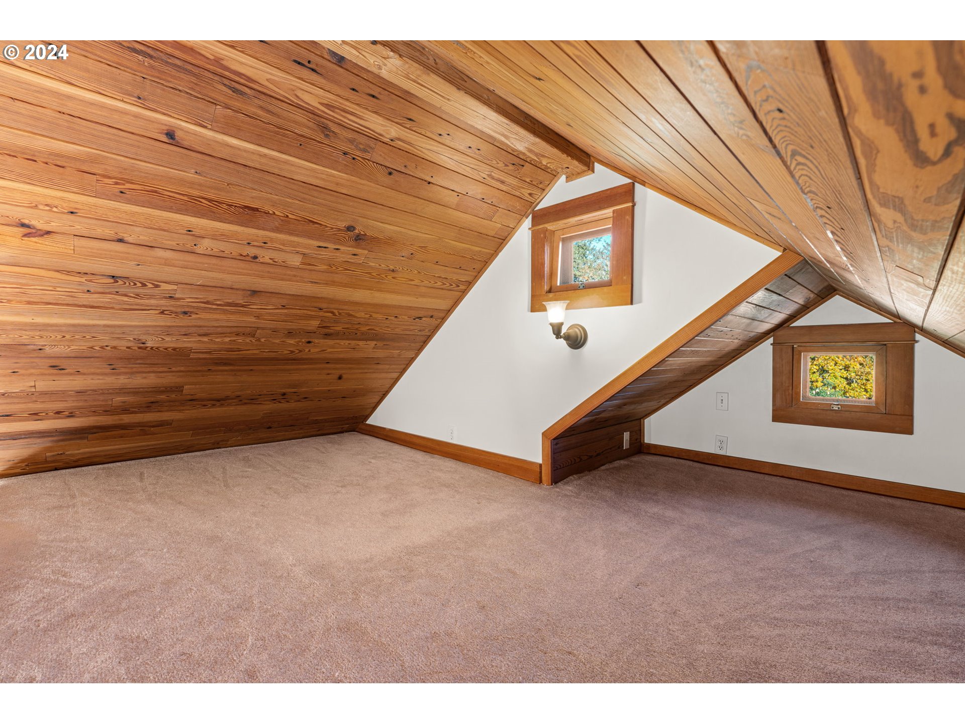 41124 East Larch Mountain Road Corbett, OR 97019 - Photo 9 of 26 Gallery Image 9