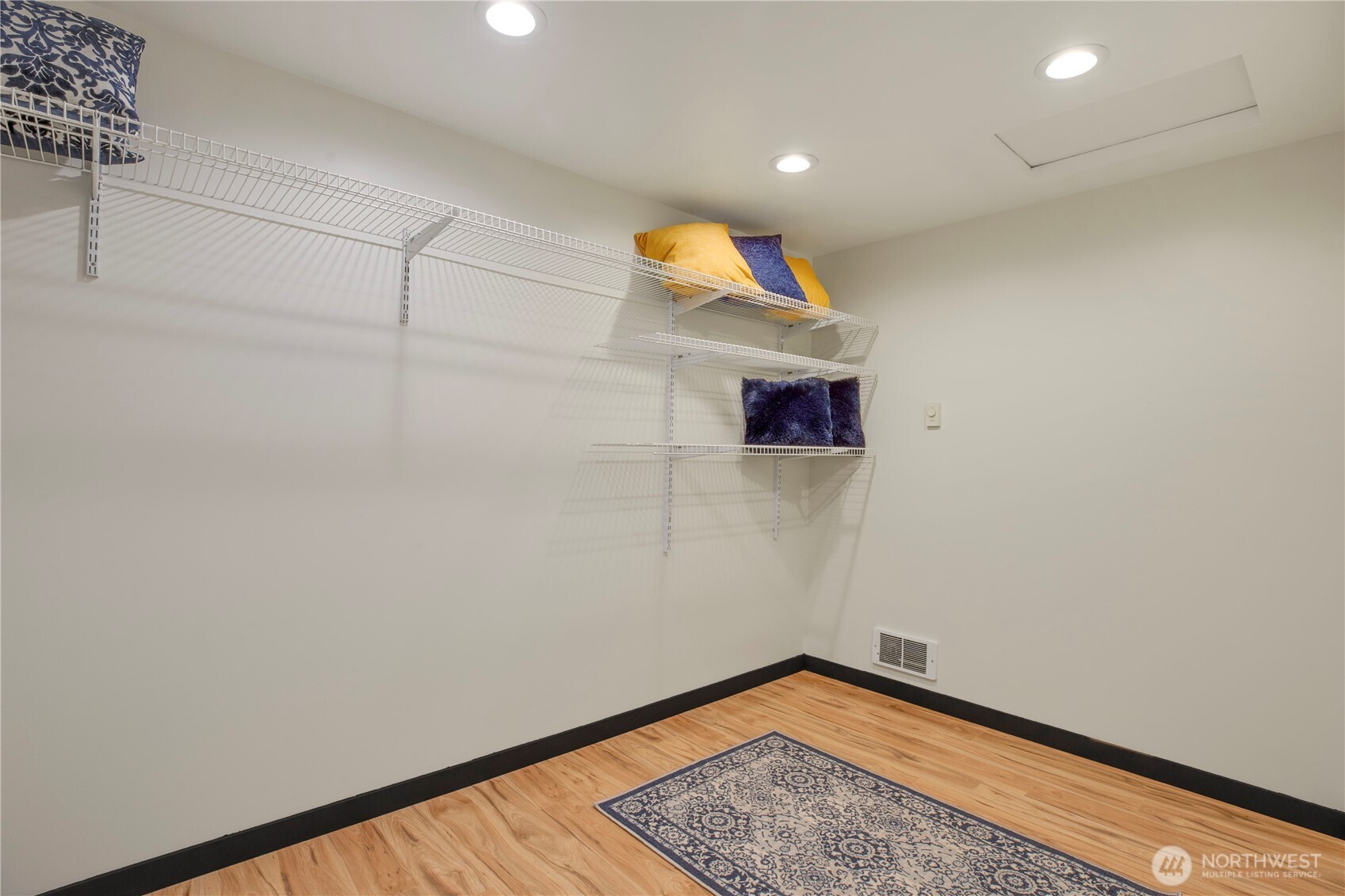 22430 Southeast 228th Street Maple Valley, WA 98038 - Photo 18 of 36