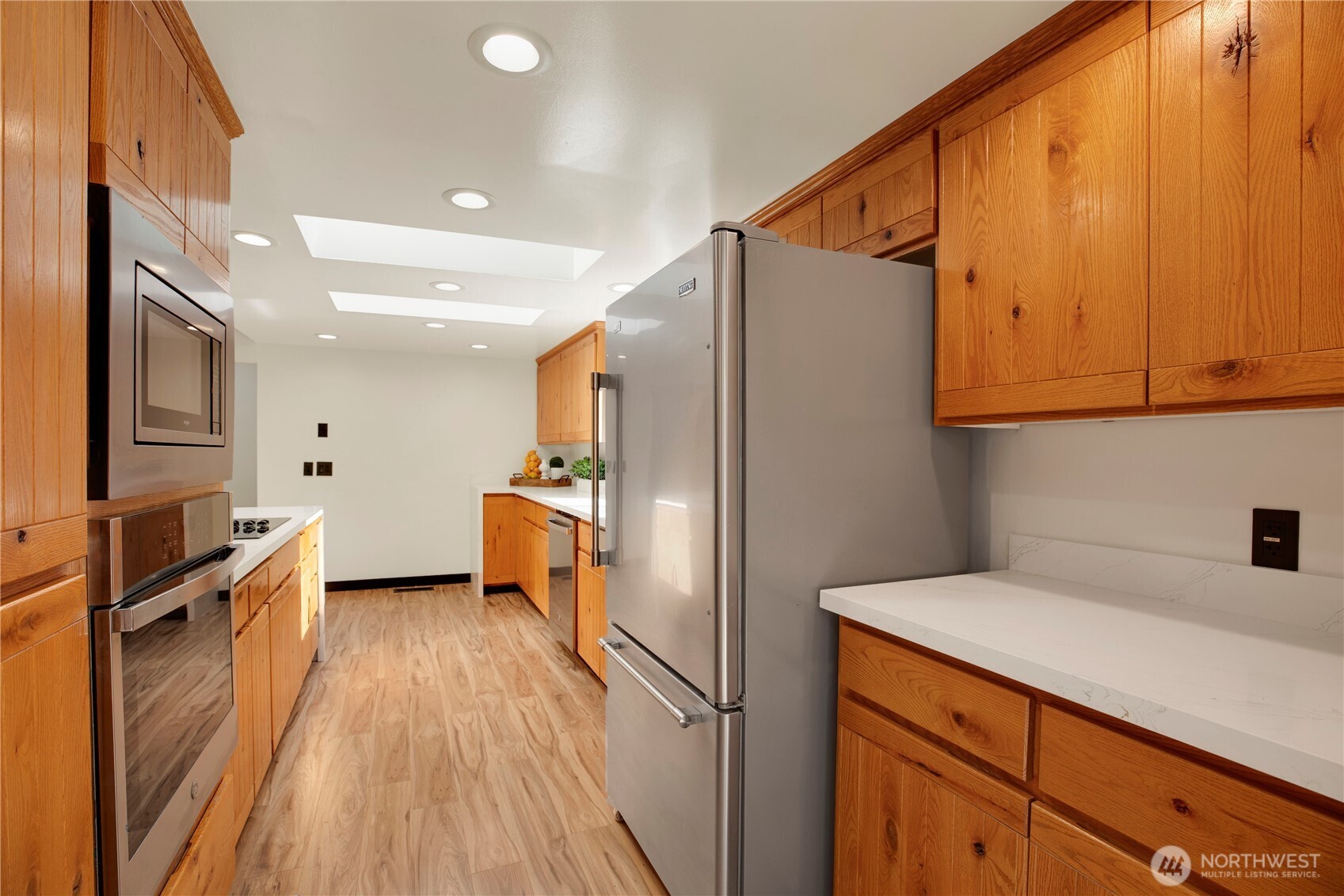 22430 Southeast 228th Street Maple Valley, WA 98038 - Photo 5 of 36