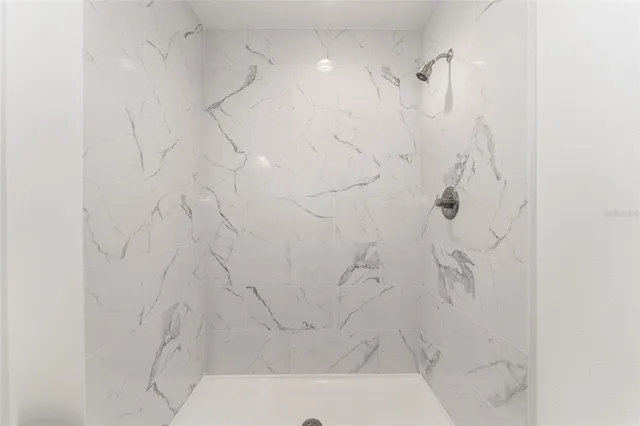 $2,000 | 13119 Northeast 7th Loop, Silver Springs, FL 34488