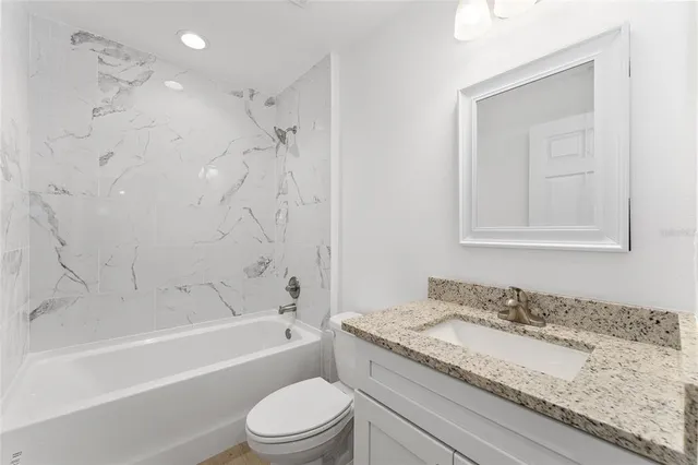 $2,000 | 13119 Northeast 7th Loop, Silver Springs, FL 34488