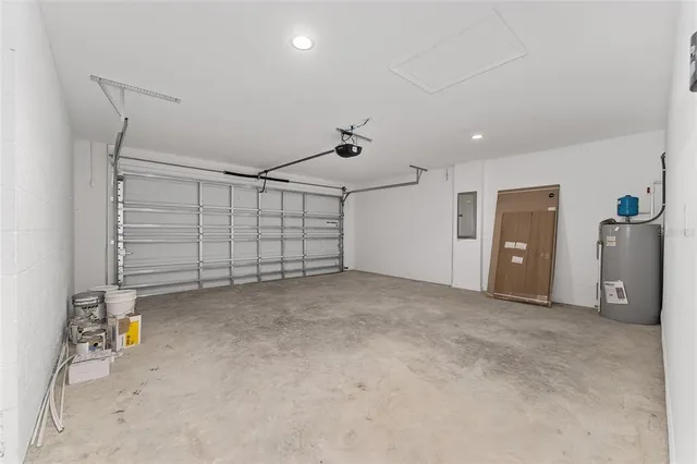 $2,000 | 13119 Northeast 7th Loop, Silver Springs, FL 34488