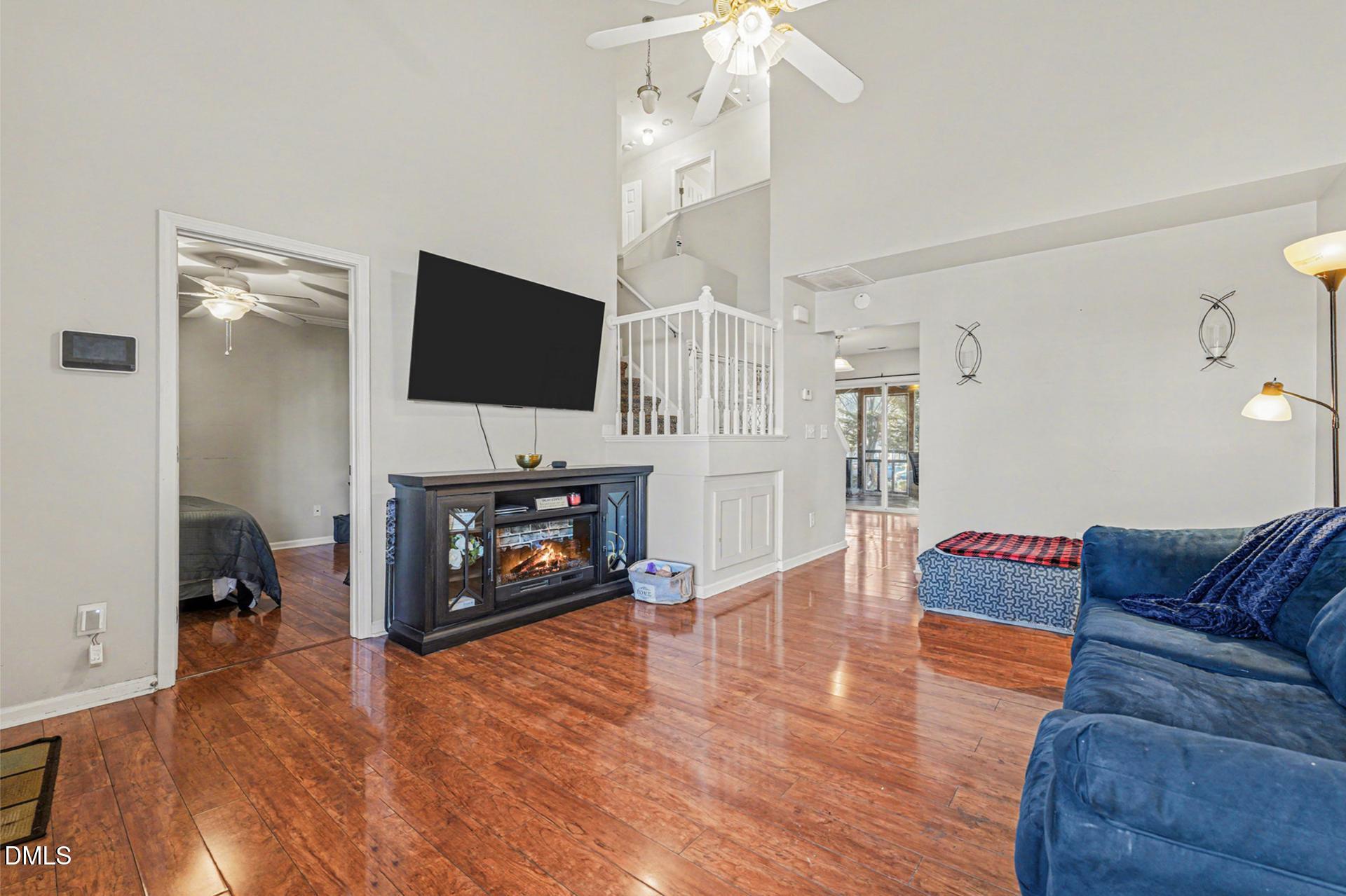 3620 Bison Hill Lane Raleigh, NC 27604 - Photo 5 of 31 006_file_668