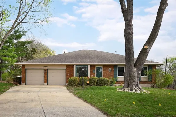 $315,000 | 15909 East 38th Street South, Independence, MO 64055