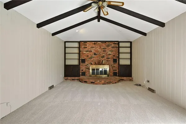 $315,000 | 15909 East 38th Street South, Independence, MO 64055