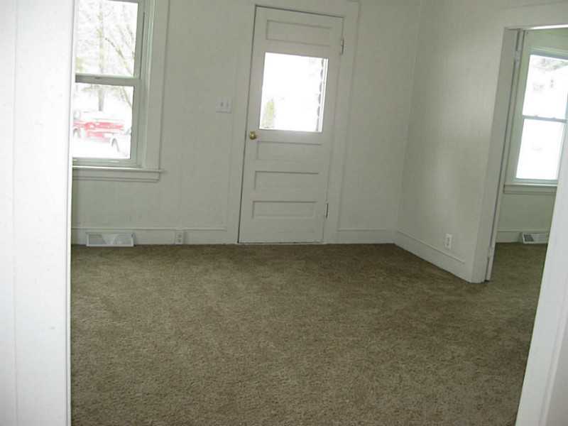 18 Princess Street Coventry, RI 02816 - Photo 6 of 14 Living Room.