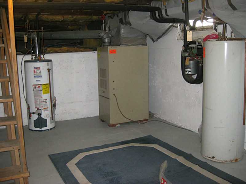 18 Princess Street Coventry, RI 02816 - Photo 10 of 14 Cellar or Basement.